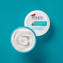 Ponds Light Moisturiser - 100 ml